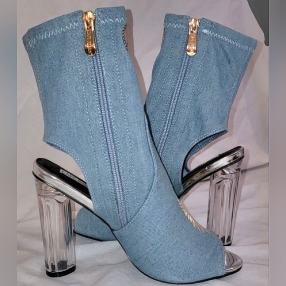 Cape Robbin Denim Embroidered Booties NEW (without box) Size 6.5 - Picture 5 of 9